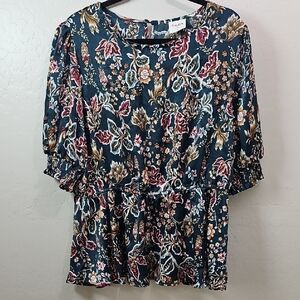 Womens TOP Hayden Of Los Angeles Green Floral Size 1X. Soft Silky Feel.
